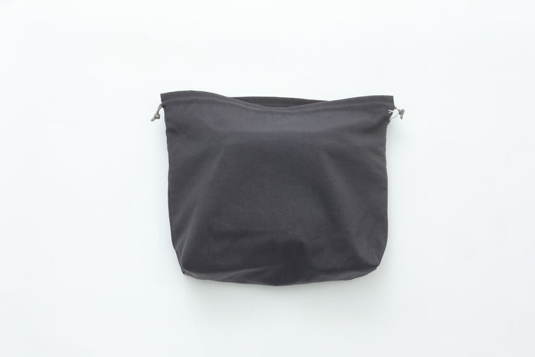 ERA.  TAS BIG RED CROSS APRON BAG GRAY