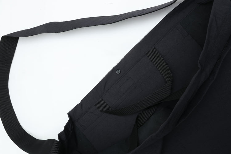 ERA.  SHRINK TAFFETA US HELMET BAG K038ST