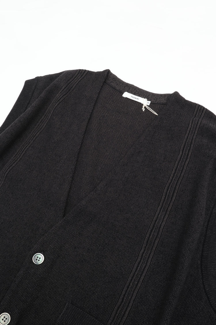 YASHIKI Shirotsume V-neck Vest (White Clover) YSK-26SS-KN09 BLACK