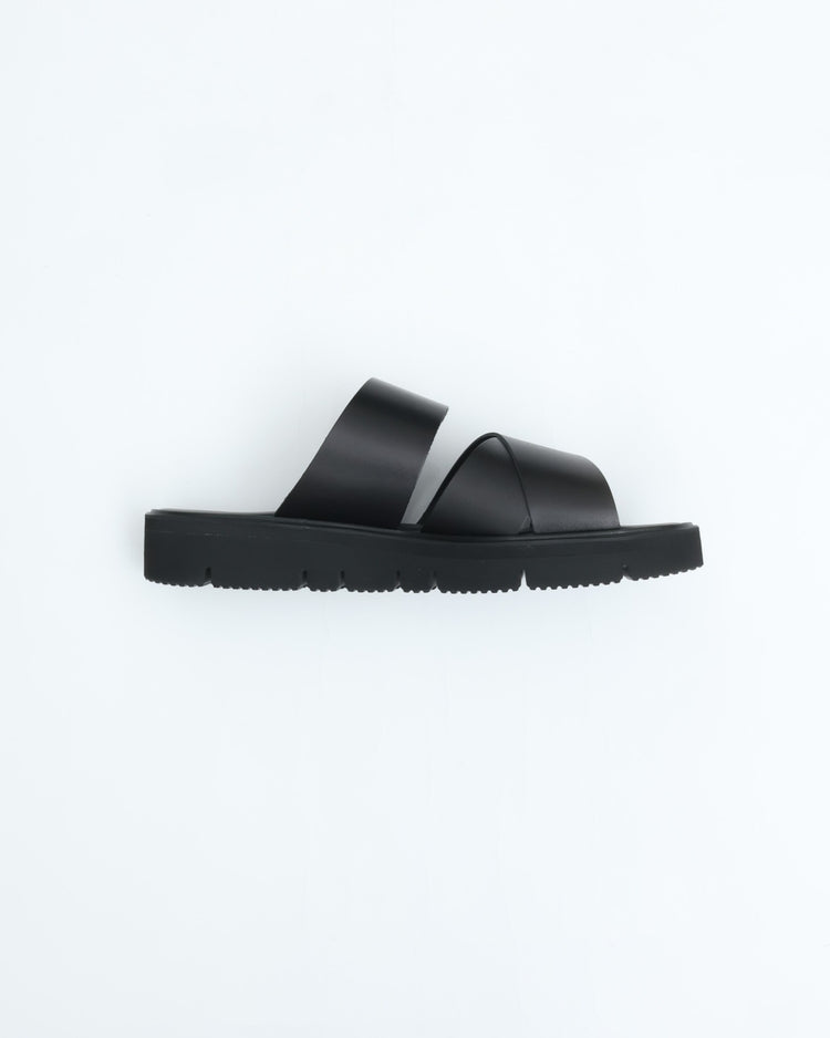 foot the coacher   CROSS BELT SANDALS (GLOXI CUT MEDIUM SOLE)