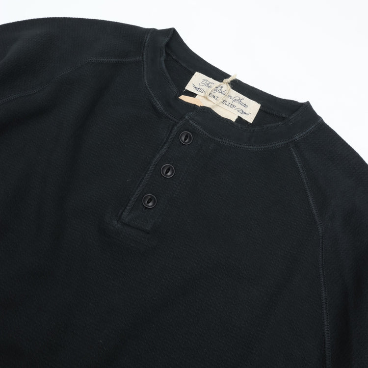 REMI RELIEF  WタックラグランヘンリーネックT BLACK