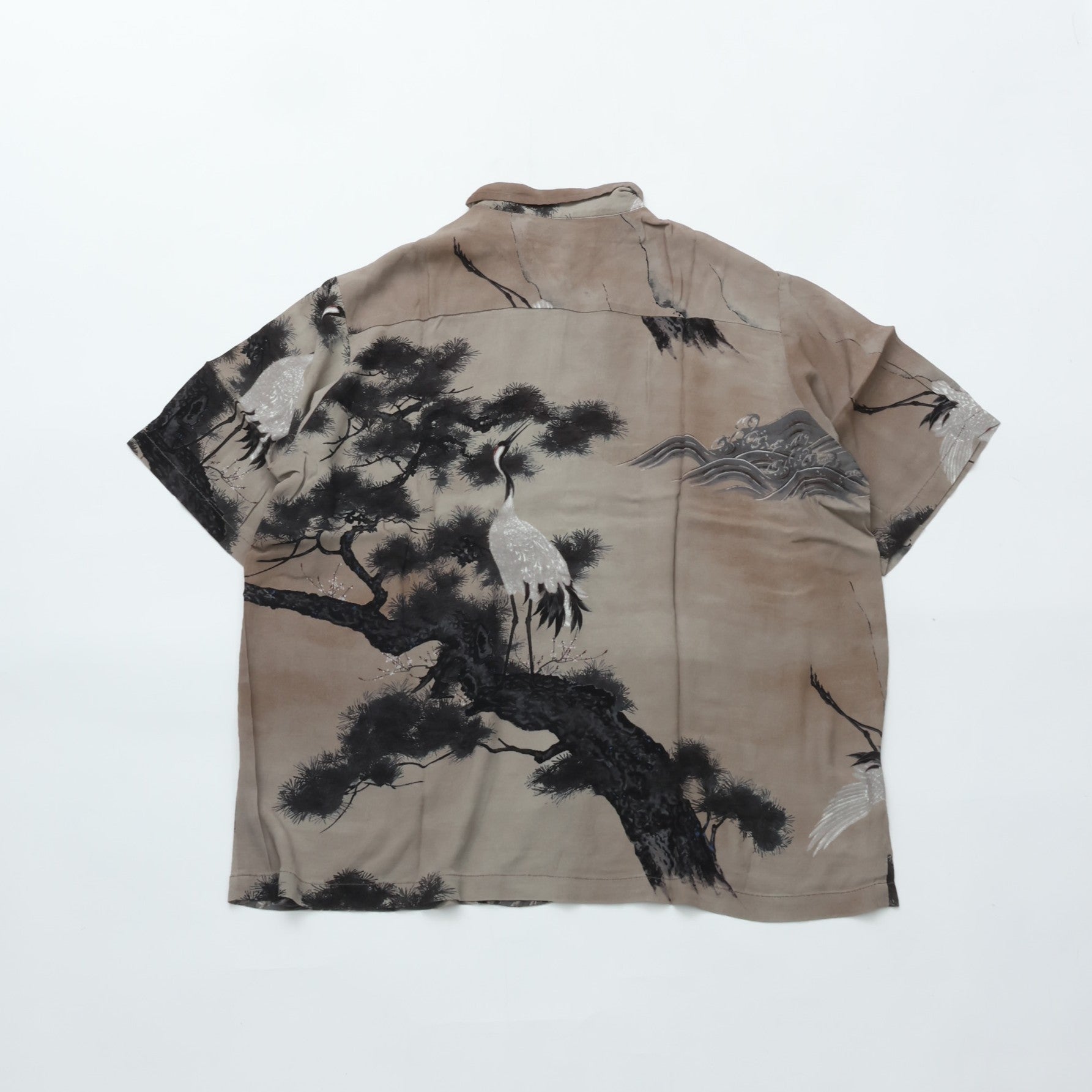 REMI RELIEF 26SS 鶴柄アロハシャツ RN30389013 L REMI RELIEF 鶴柄アロハシャツ RN30389013 GREY – CASDAY / キャスデイ