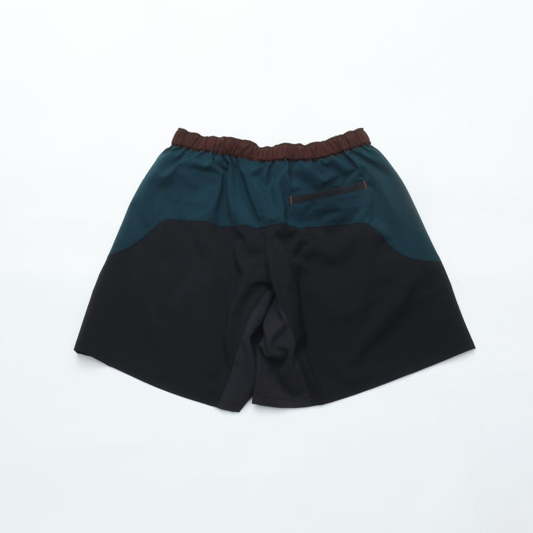 UNTRACE　_271 レジャーショーツ BLACK MULTI