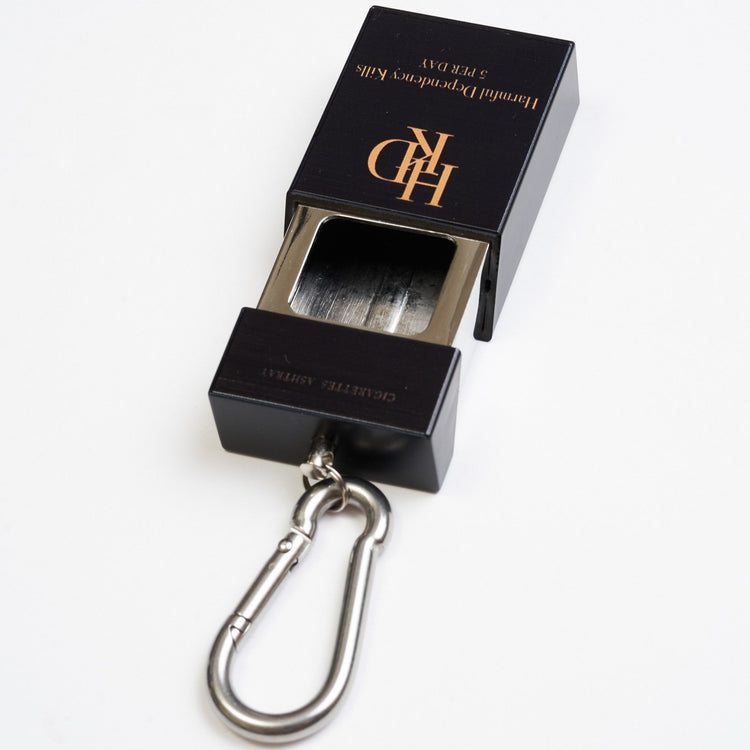 HIDAKA/  PORTABLE ASHTRAY  JPS