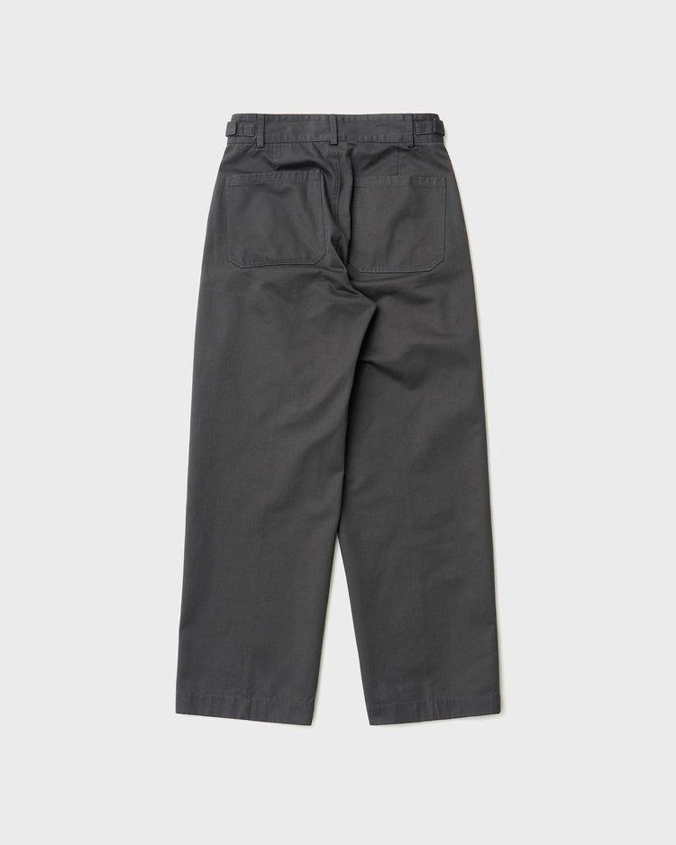 ANOTHER OFFICE / Santiago Chino Pants GRAPHITE – CASDAY