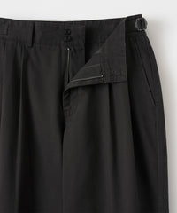 ANOTHER OFFICE Narrow Stripe Tapered Slacks