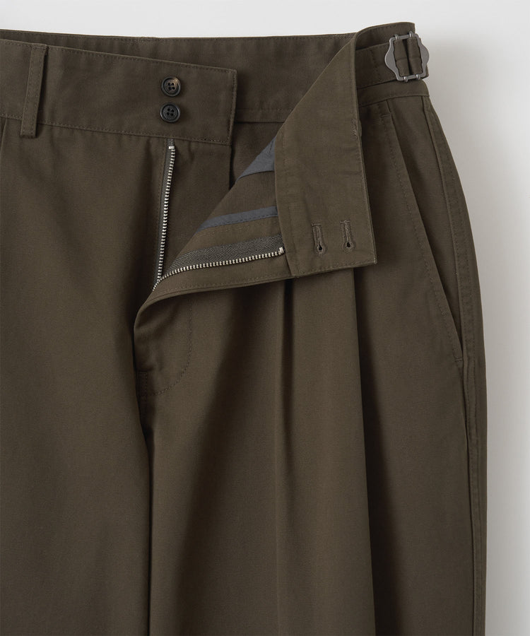 ANOTHER OFFICE Narrow Stripe Tapered Slacks