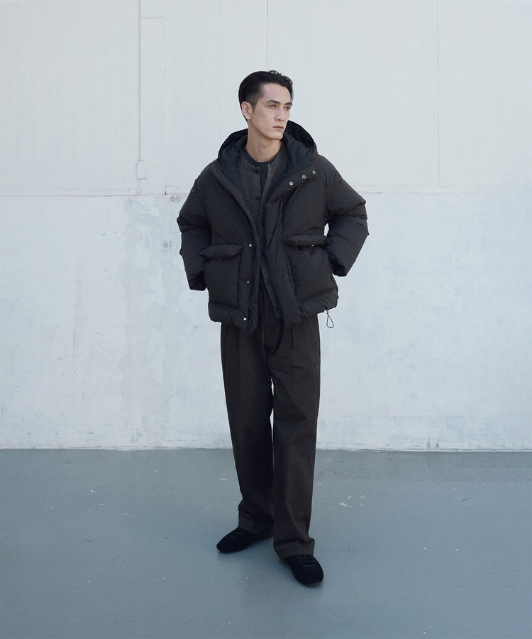 ANOTHER OFFICE Narrow Stripe Tapered Slacks
