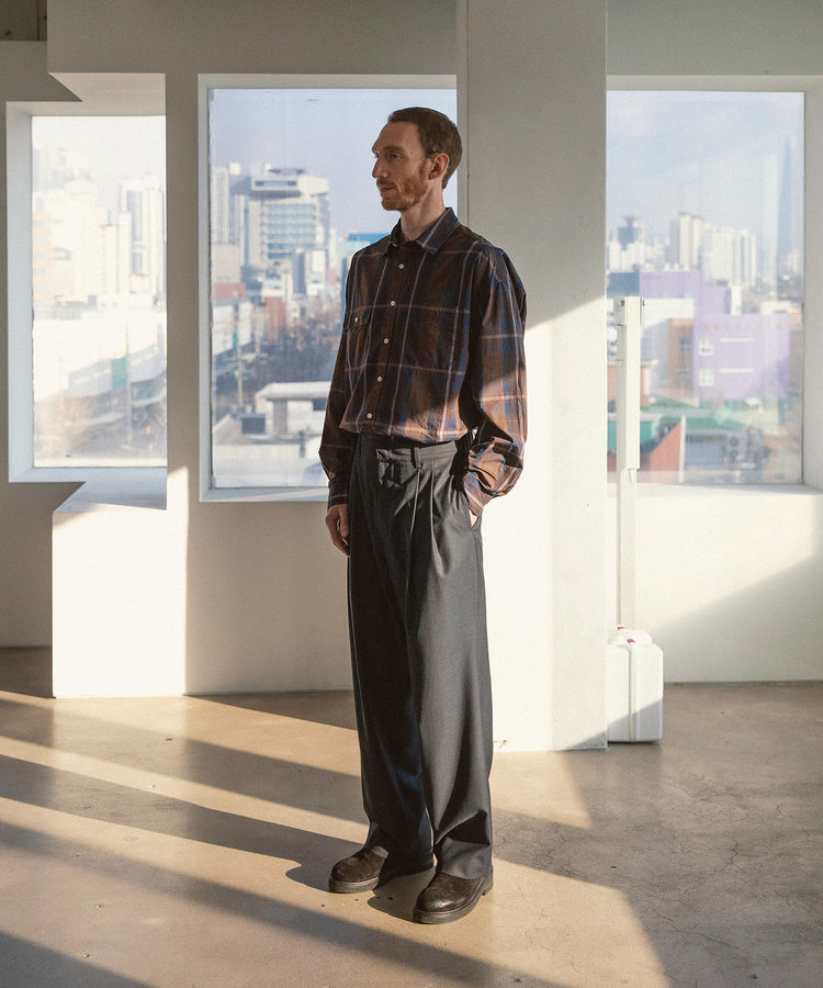 ANOTHER OFFICE  Narrow Stripe Tapered Slacks