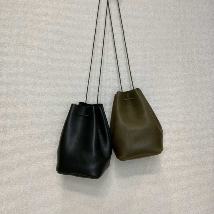 REEL/ Square drawstring bag（スクエア ドローストリング バッグ）
