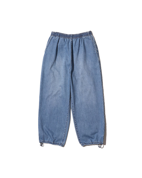 FreshService  CORPORATE DENIM EASY PANT LIGHT WASH