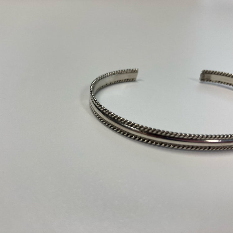 FIRST AMERICAN TRADERS / Sterling Silver Bangle CB