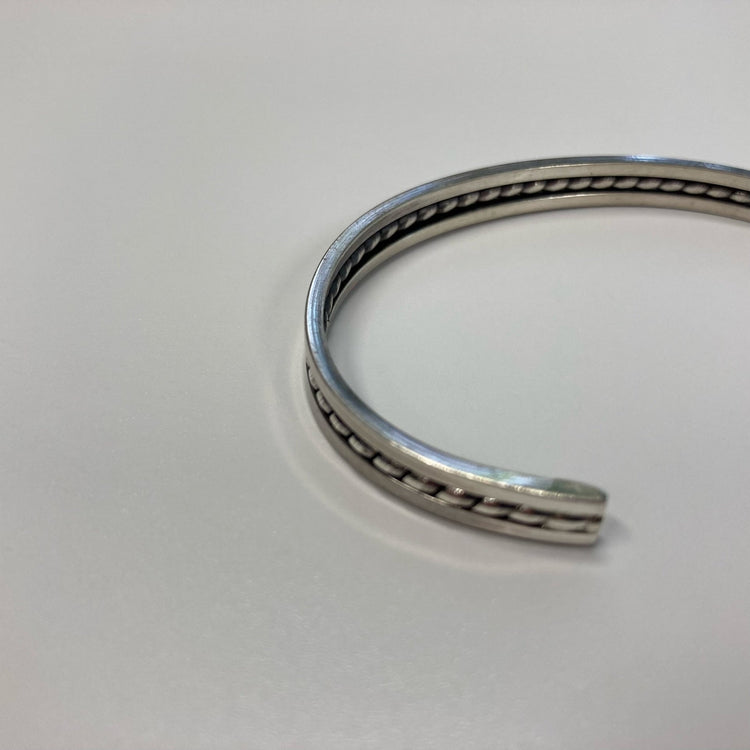 FIRST AMERICAN TRADERS / Sterling Silver Bangle CC