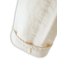 HATSKI  Denim03 Wide Tapered Denim -Ecru