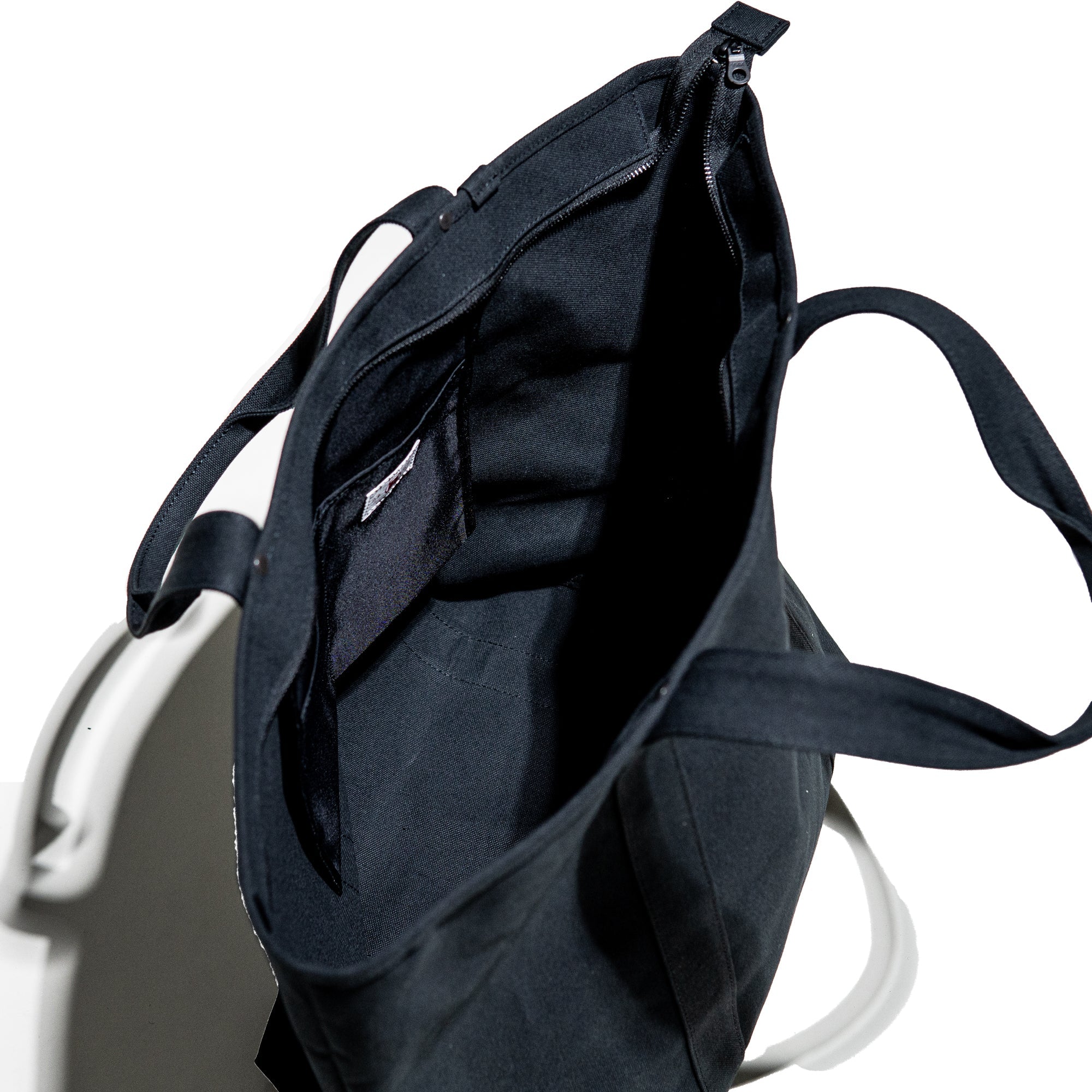 Yorozu / Manga Tote L JP-OK – CASDAY / キャスデイ (casday.jp)