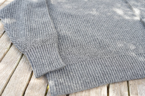 NOROLL  SIMPLE CREW NECK KNIT GREY