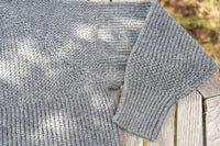 NOROLL  SIMPLE CREW NECK KNIT GREY