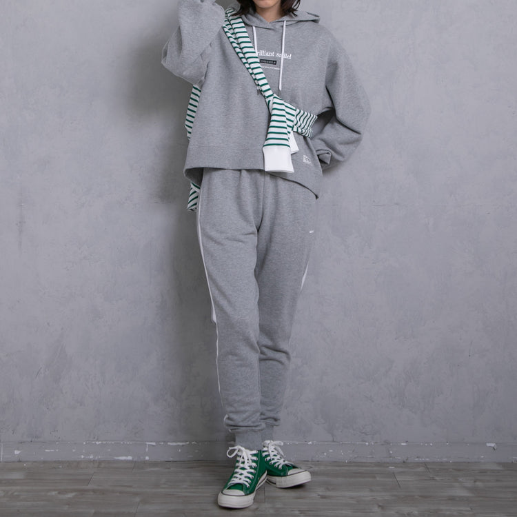 meme rirerire/M logo print oversized short pullover sweatshirt