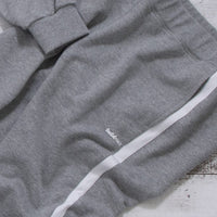 meme rirerire/Mロゴプリント サイドライン スウェットパンツ