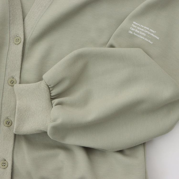 meme rirerire/ マスタリー ソフトダンボールニット Vネックバルーンカーデ