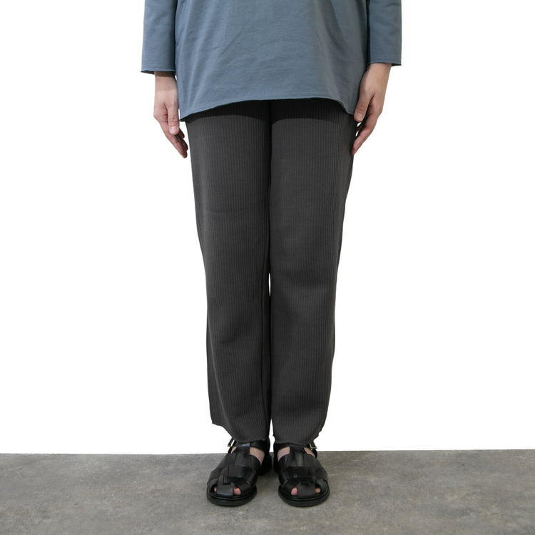 M-SIC/ Rugged Rib Easy Straight Pants Knit Set