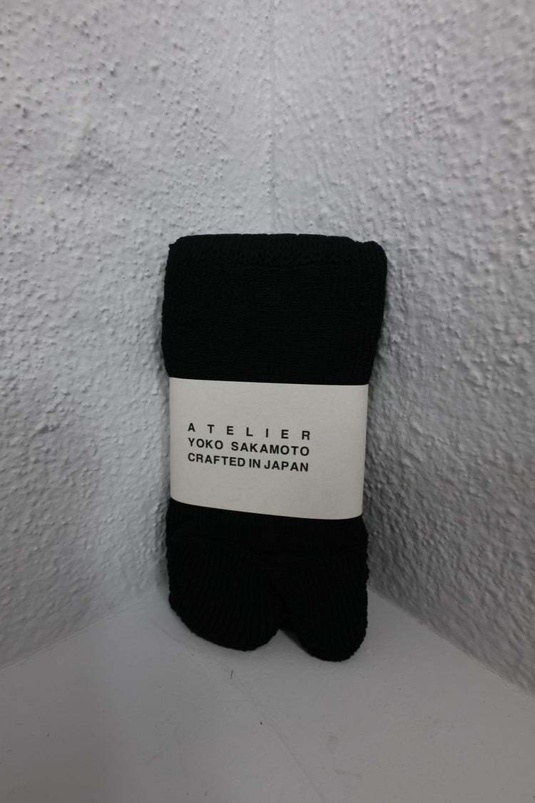YOKO SAKAMOTO  COTTON TABI PILE SOCKS BLACK