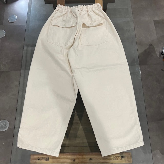 Ordinary fits / JAMES PANTS DENIM WHITE