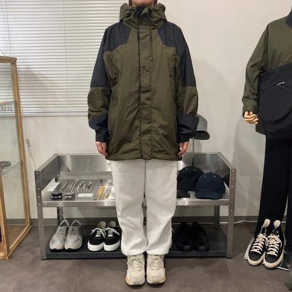 WILD THINGS / MASSIF JACKET OLIVE