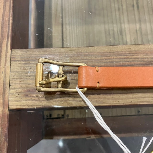 Riprap / PASS THROUGH BELT NARROW (BRITISH SADDLE)