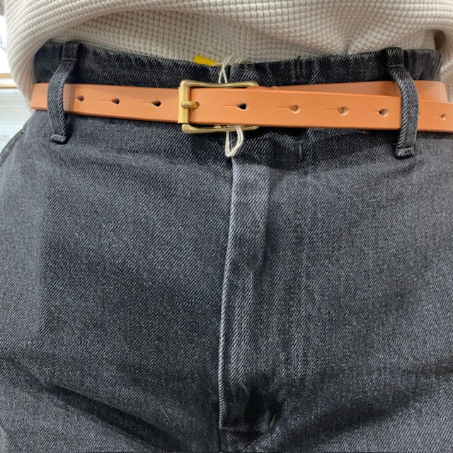 Riprap / PASS THROUGH BELT NARROW (BRITISH SADDLE)