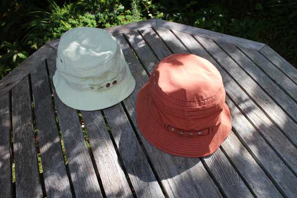 NO ROLL OZ HAT SALMON ORANGE