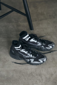 MIZUNO WAVE RIDER 10 BLACK / BLACK SAND / METALLIC GRAY