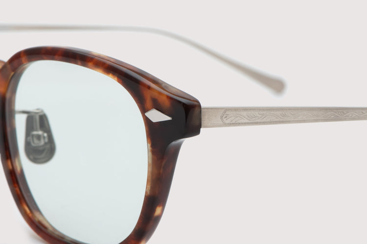 NOCHINO OPTICAL / JIFUSAN #3. RICH AMBER × GREY GREEN TO D.GREY (Photochromic Model)