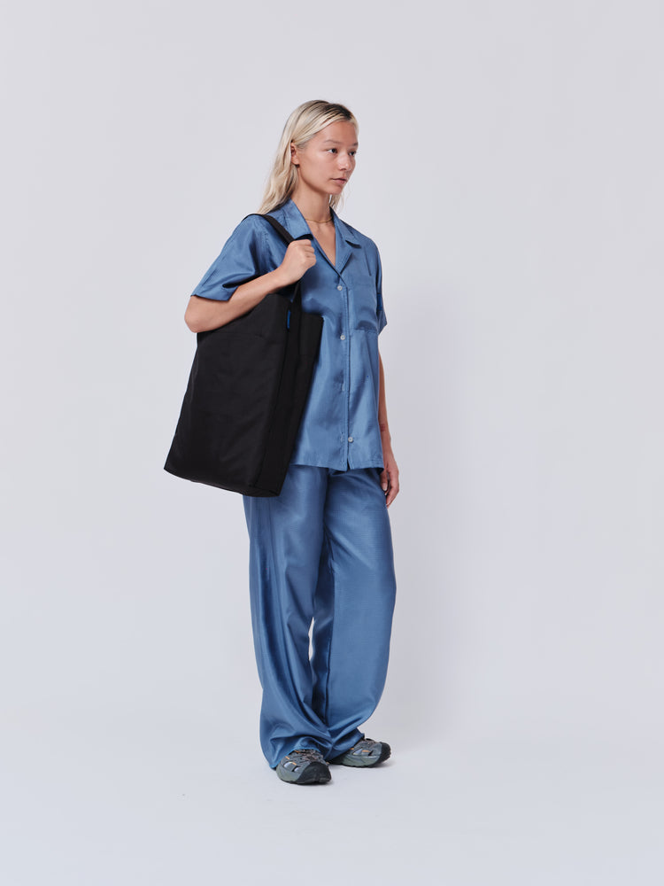 Kaan　BUCKET TOTE (CORE) Waterproof canvas BLACK
