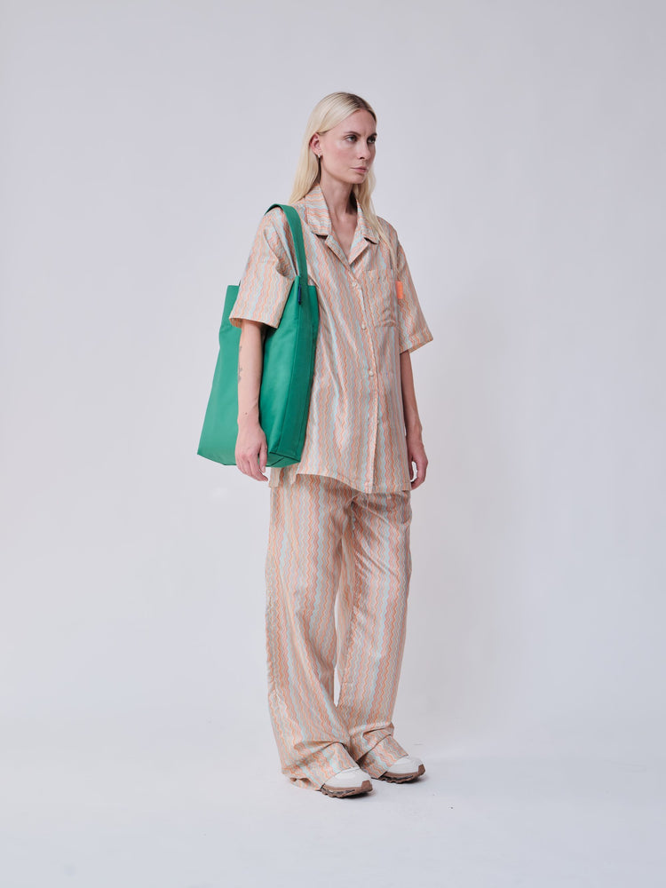 Kaan　BUCKET TOTE (CORE) Waterproof canvas KELLY GREEN