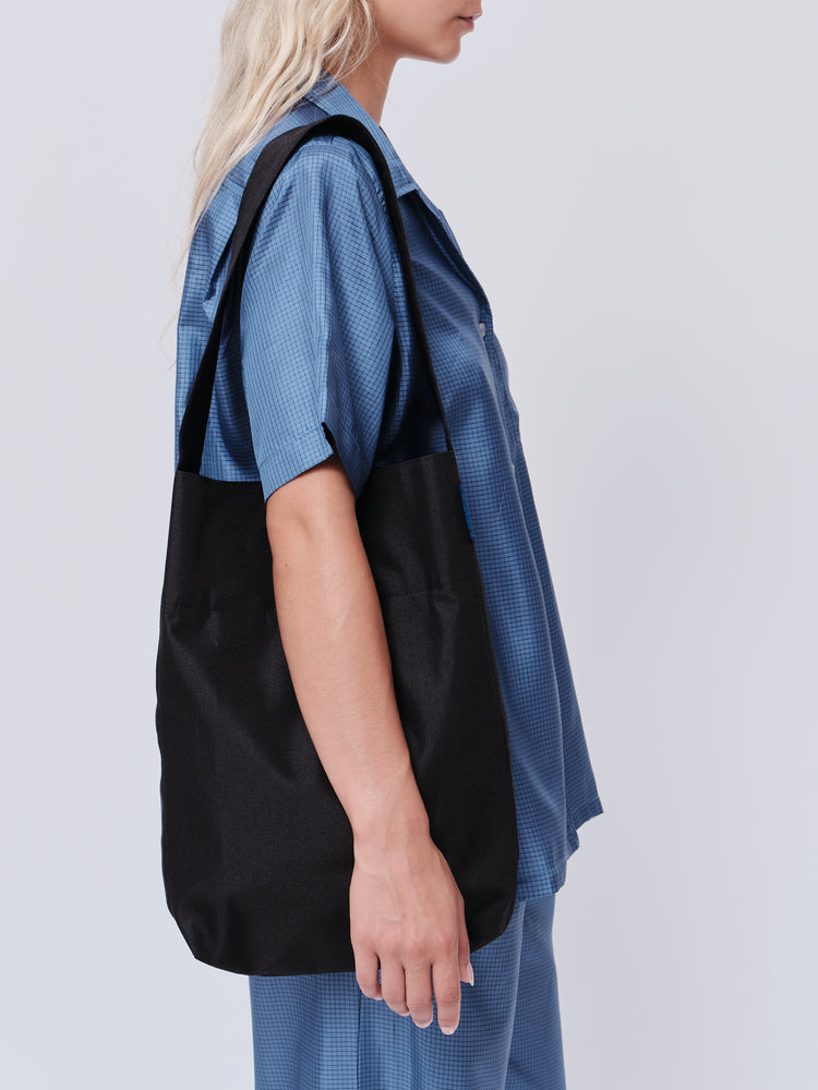 Kaan MIDI BUCKET TOTE Waterproof canvas BLACK