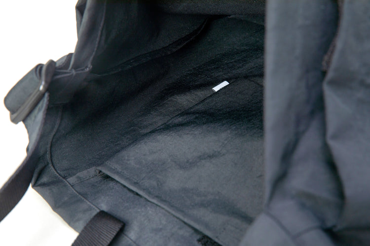 ERA.  TAS US HELMET BAG BLACK