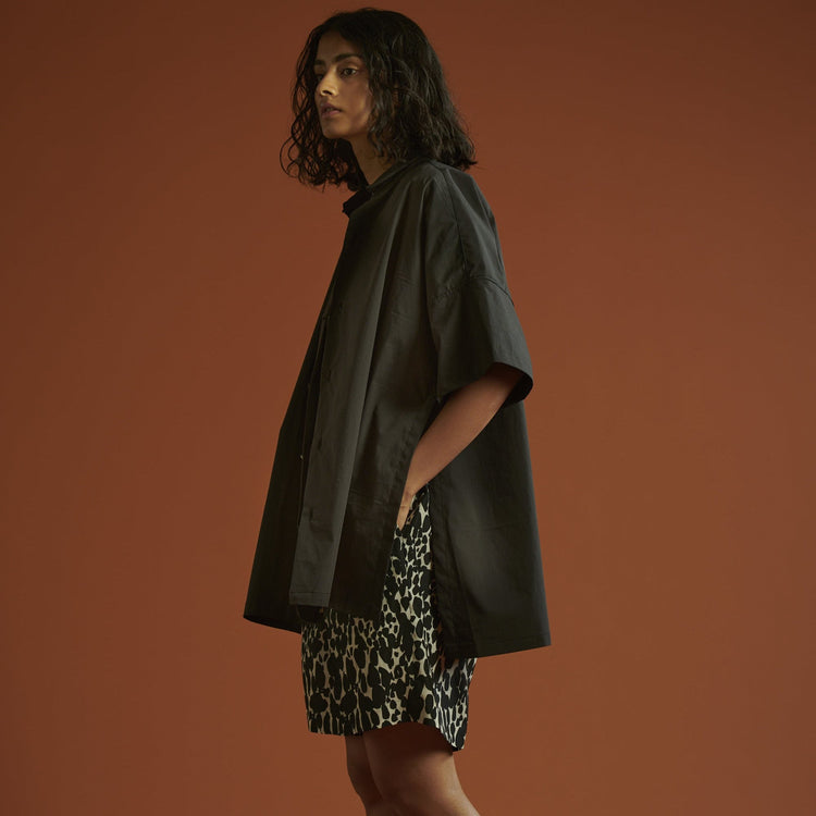 HAVERSACK / Regular Collar High Slit Shirt