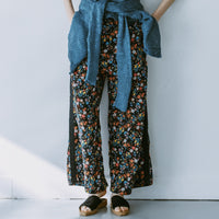 MEYAME  SIDE LINE WIDE PANTS  (FLOWER)  BLACK