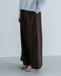 MEYAME  SIDE LINE WIDE PANTS BROWN