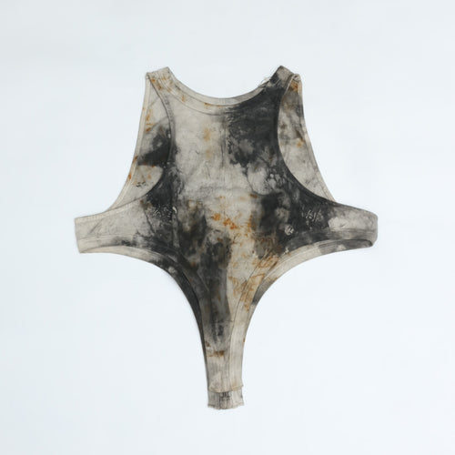 armi ar070142 SEED CYCLE × WhERE is FAKE × MISAKI USHIOZU CAPSULE COLLECTION RUST DYED (heavy) UNIQUE-CUT TANKTOP