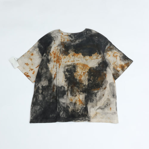 armi ar070143 SEED CYCLE × WhERE is FAKE × MISAKI USHIOZU CAPSULE COLLECTION RUST DYED (HEAVY) SIDE-SLIT SHORT SLEEVE TEE