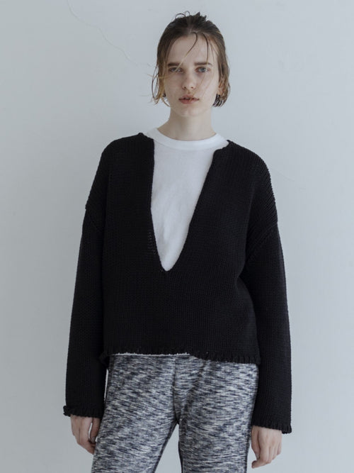 MEYAME LONG SLIT KNIT BLACK