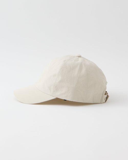 La Maison de Lyllis / TYPECAP KINARI