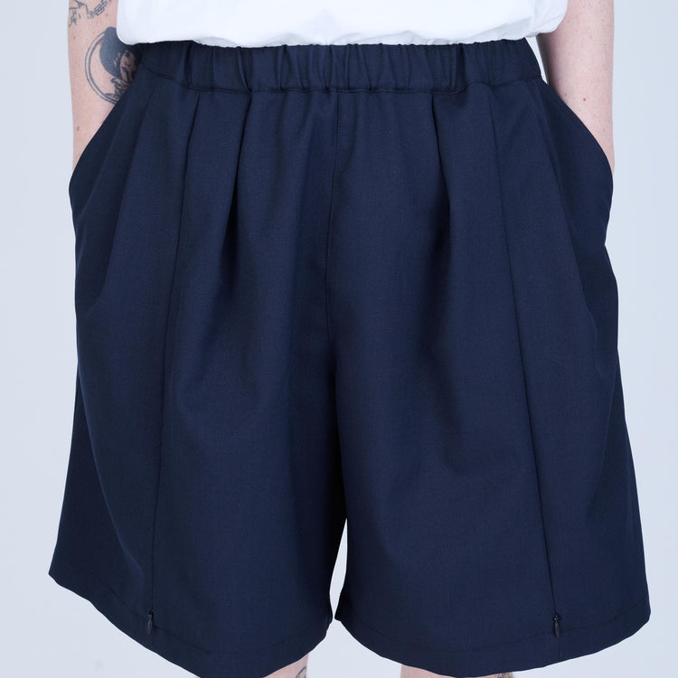 UNTRACE Knee Shorts _263 DARK NAVY / OLIVE
