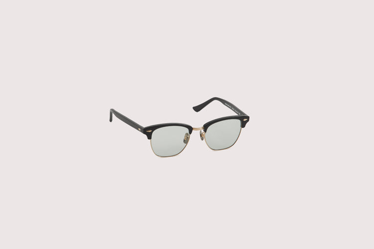 NOCHINO OPTICAL YUGEN #2. GLOSS BLACK & CHAMPAGNE GOLD × GRAY GREEN to D.GREY (dimming)