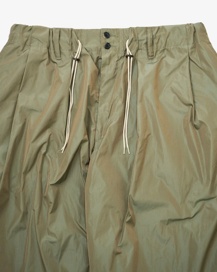 Sillage / circular pants limonta nylon khaki