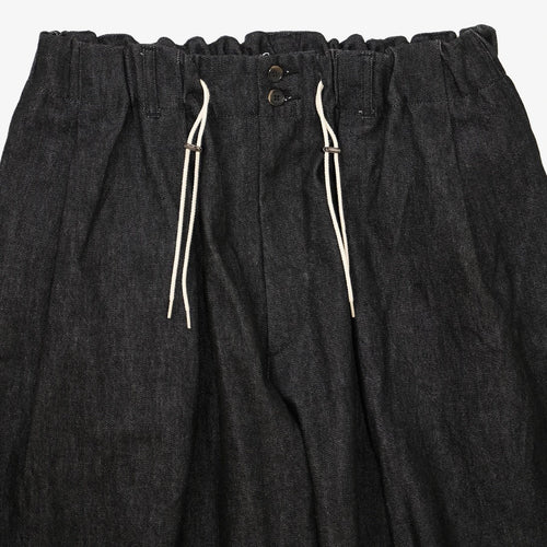 Sillage  circular pants black denim one wash