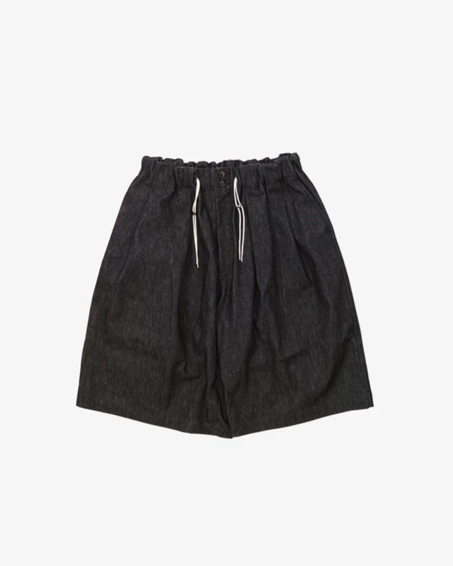 Sillage / circular short pants black denim one wash 