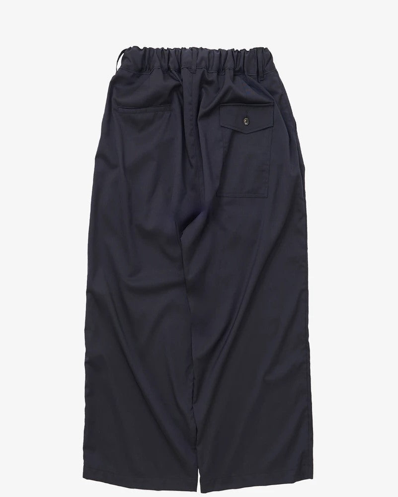 【Sillage】hakama overall military twill Sillage / hakama pants navy twill – CASDAY / キャスデイ (casday.jp)